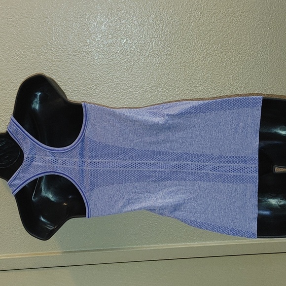 Avacado tank top - Picture 5 of 5